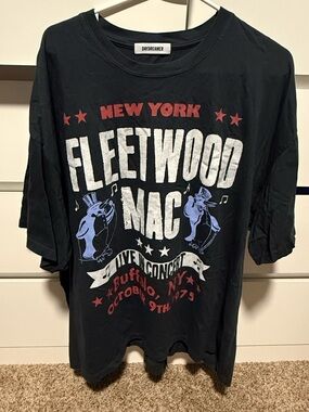 Daydreamer Black Fleetwood Mac New York Graphic Tee